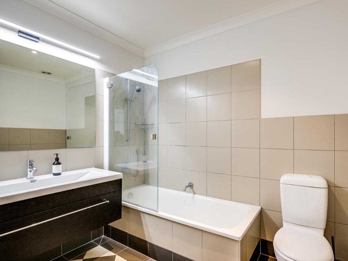 Busby Hill Villa - Havelock North Holiday Home Экстерьер фото